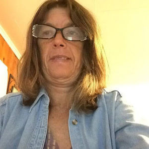 Meet your Posher, Carrie